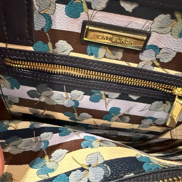 NEW Tory Burch Rare Floral Primula Stripe Kerrington Tote Authenticated Dust Bag - Picture 9 of 12